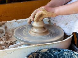 pottery-8026824_1280