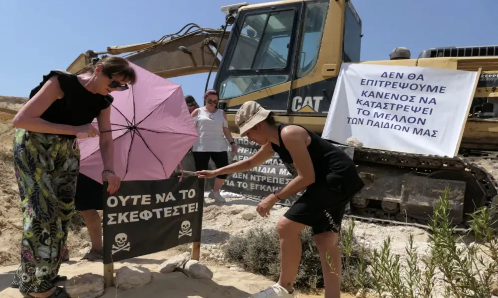 Μιτσερό: Υποσχέσεις χωρίς αντίκρισμα για τις οχλήσεις – «Δεν έχει γίνει απολύτως τίποτα»