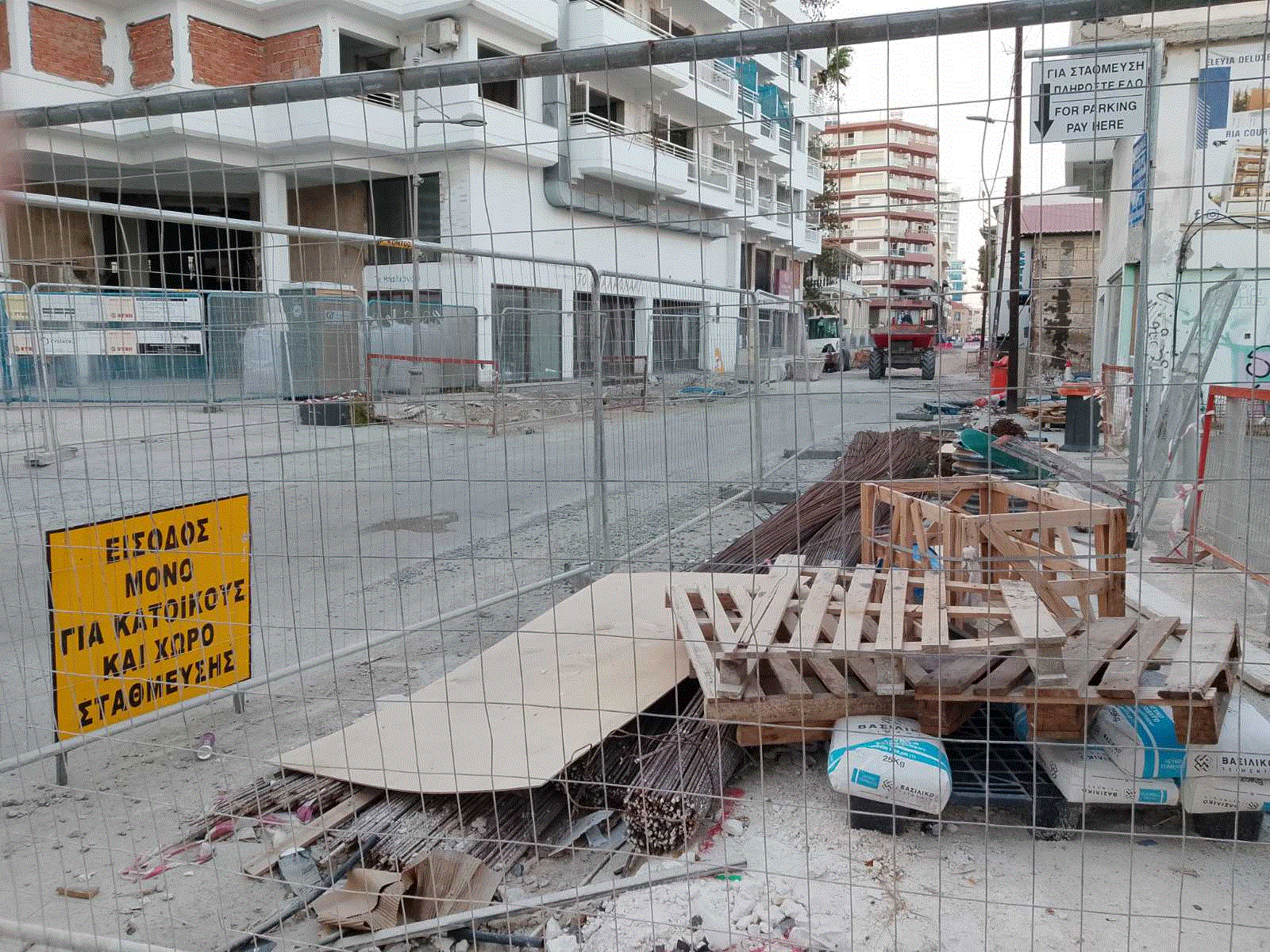 Λάρνακα: Εργοτάξιο (πάλι) η εμπορική οδός Ζήνωνος Κιτιέως – Μέχρι το τέλος Δεκεμβρίου