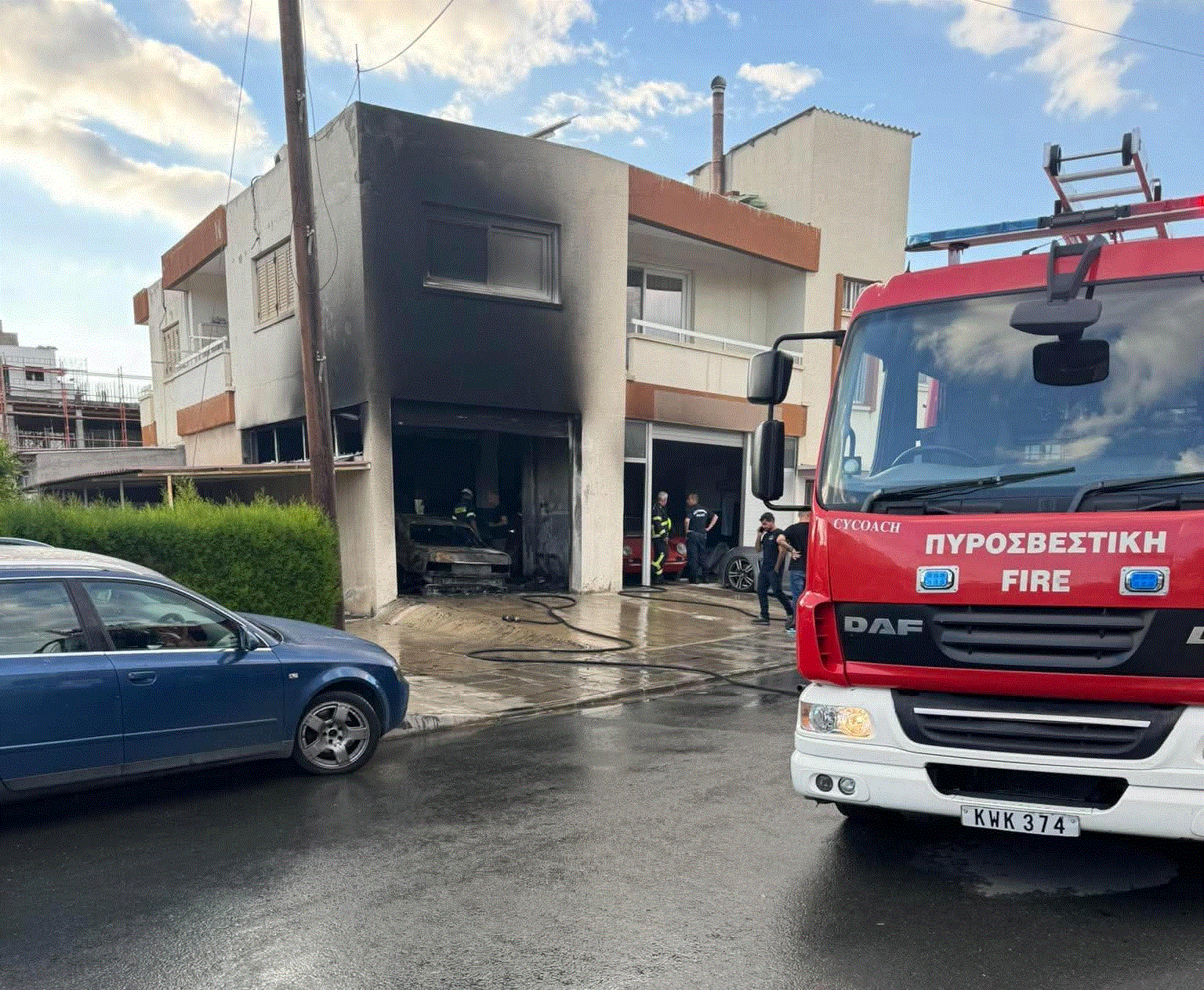 Πυρκαγιά στο συνεργείο αυτοκινητήων στη Λάρνακα προκλήθηκε κατά τη διάρκεια εργασιών σε όχημα, λόγω ανάφλεξης καυσίμου