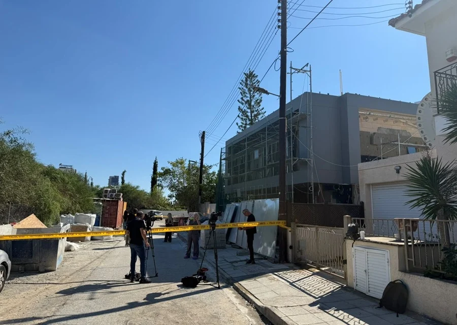 Μαχαιρώματα σε οικοδομή στη Λεμεσό – Στο νοσοκομείο ένα πρόσωπο (ΦΩΤΟ)