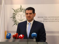 Υπουργός Ενέργειας – Βουλή δηλώσεις ΜΜΕ
