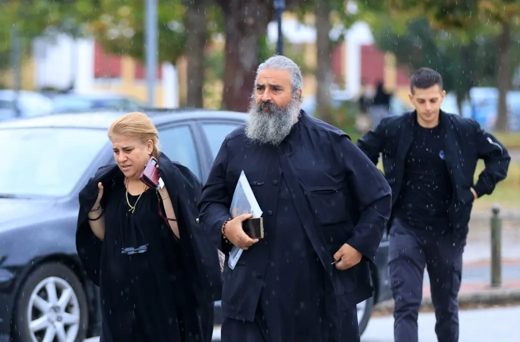 Δίκη για Τέμπη: Συγκλονίζει η μητέρα του Κυπριανού:«Αντί να τον ντύνω γαμπρό,τον έντυνα νεκρό»