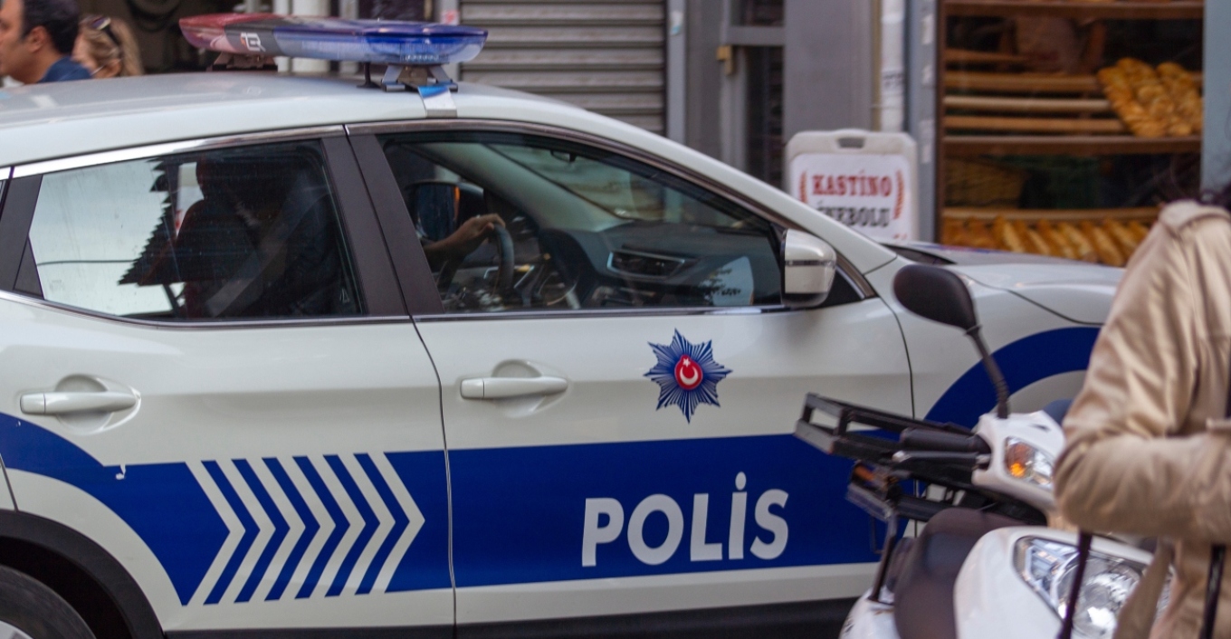 a0296e21-b5db-4925-ba7f-015bb0e57b65_police_tourkia