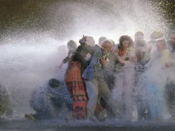 bill_viola_the_raft_may_2004_videosound_installation_6_1-large_thumbnail