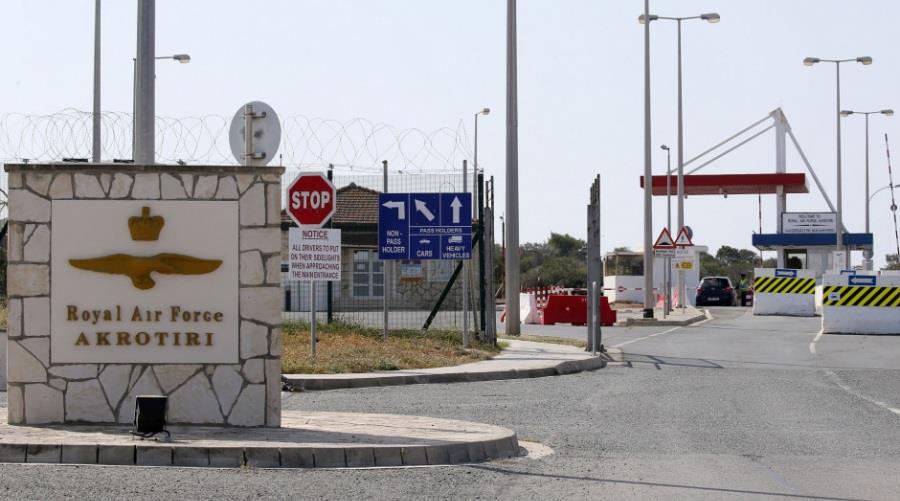 Θέλουν πάνω από 136 νέες κεραίες οι Βάσεις – «Νιώθουμε πρόσφυγες στα σπίτια μας»