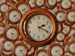 clock-ga8a4962e6_640