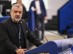 EP-211408A_Plenary_8_Turkish