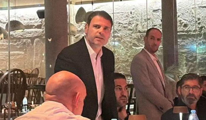 Ανόρθωση: Δείπνο στα ΜΜΕ και ηχηρά μηνύματα από τον Μαραγκό! (photos)