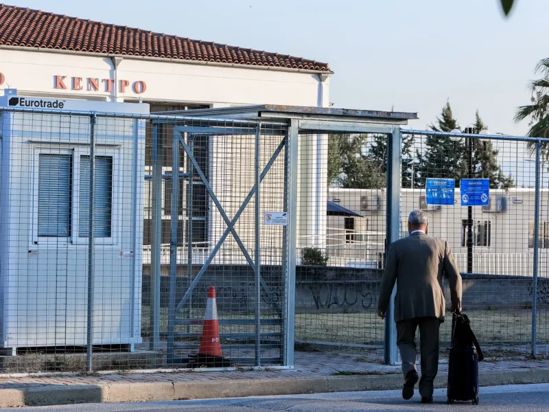 Τέμπη: Συνεχίζεται η δίκη με οκτώ καταθέσεις, τα ανοιχτά αιτήματα για εκταφές και νέους μάρτυρες