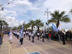 ΠΑΡΕΛΑΣΗ-ΛΑΡΝΑΚΑ-2