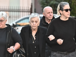 μαζωνακης μνημοσυνο